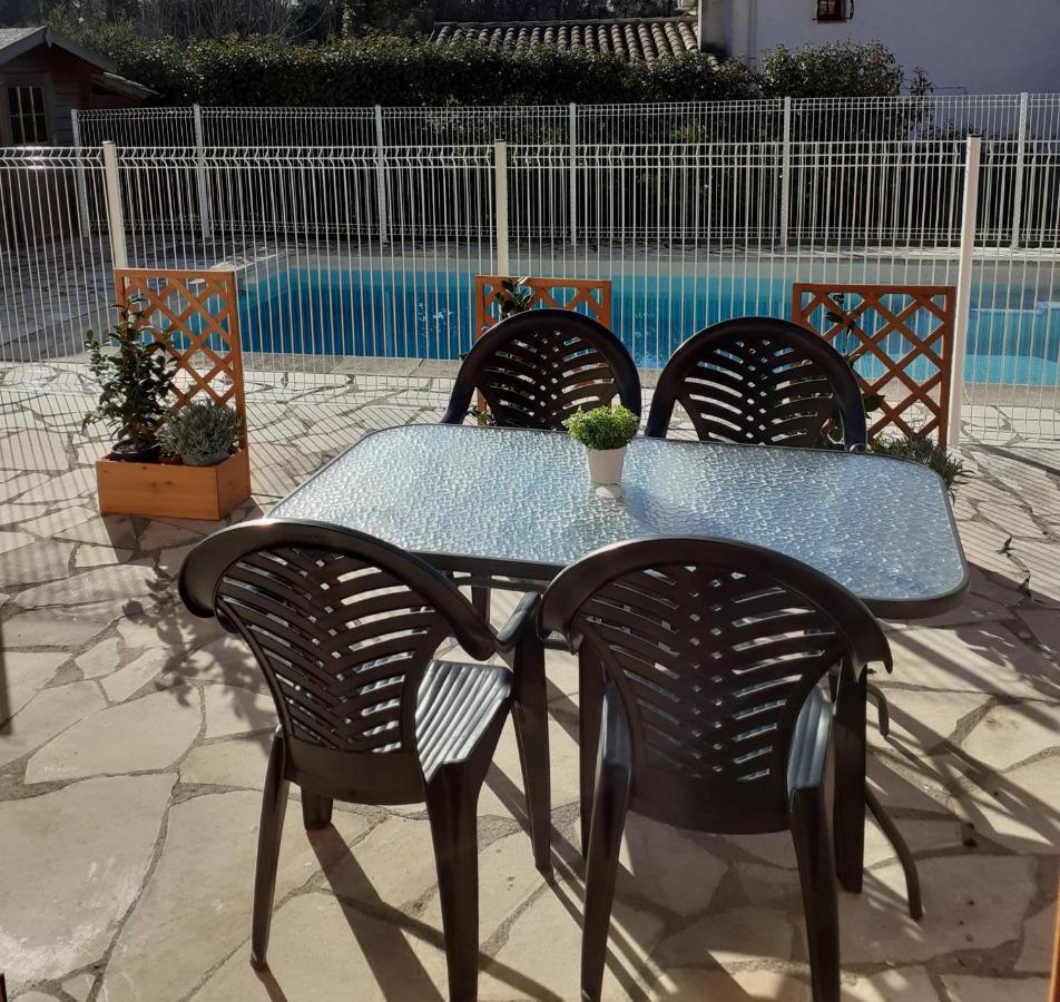 Maison Mitoyenne Avec Piscine Un Moment Chez Diane Grasse Esterno foto